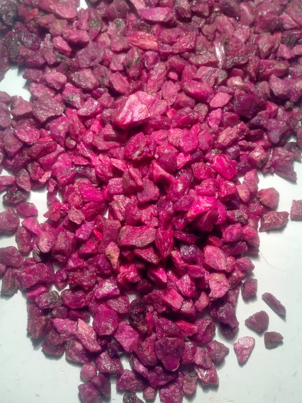 fine rough  of  red  ruby --55.jpg