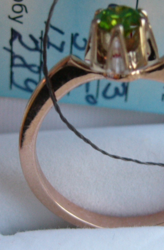 Кольцо с бриллиантом 0.27 ct 2150$