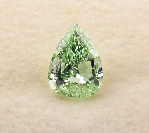 Green 0.65 ct.JPG