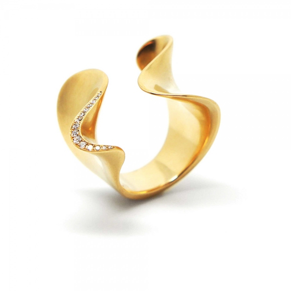 AngelaHubel_Jewelry_Photo_18_brillianty_net