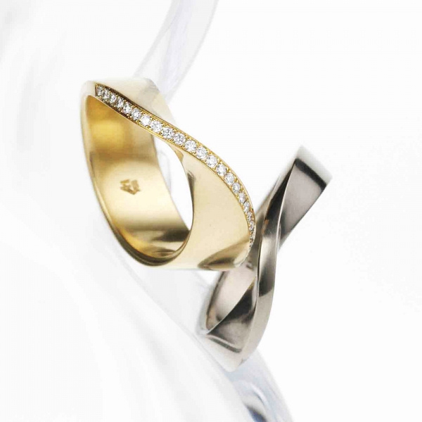 AngelaHubel_Jewelry_Photo_4_brillianty_net